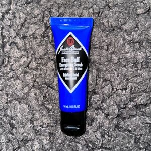 Jack Black face buff energizing scrub with vitamin C and mint exfoliant facial